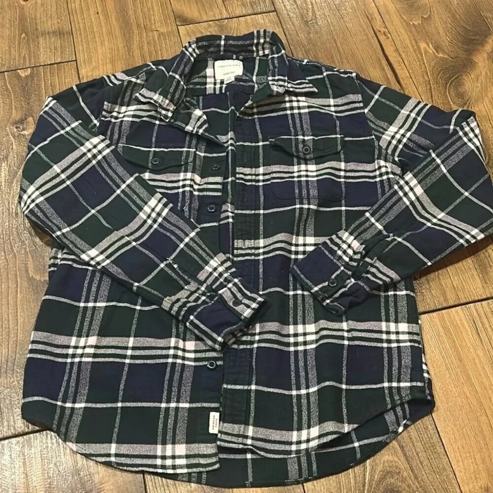 American Eagle super Soft Flannel long sleeve | size small